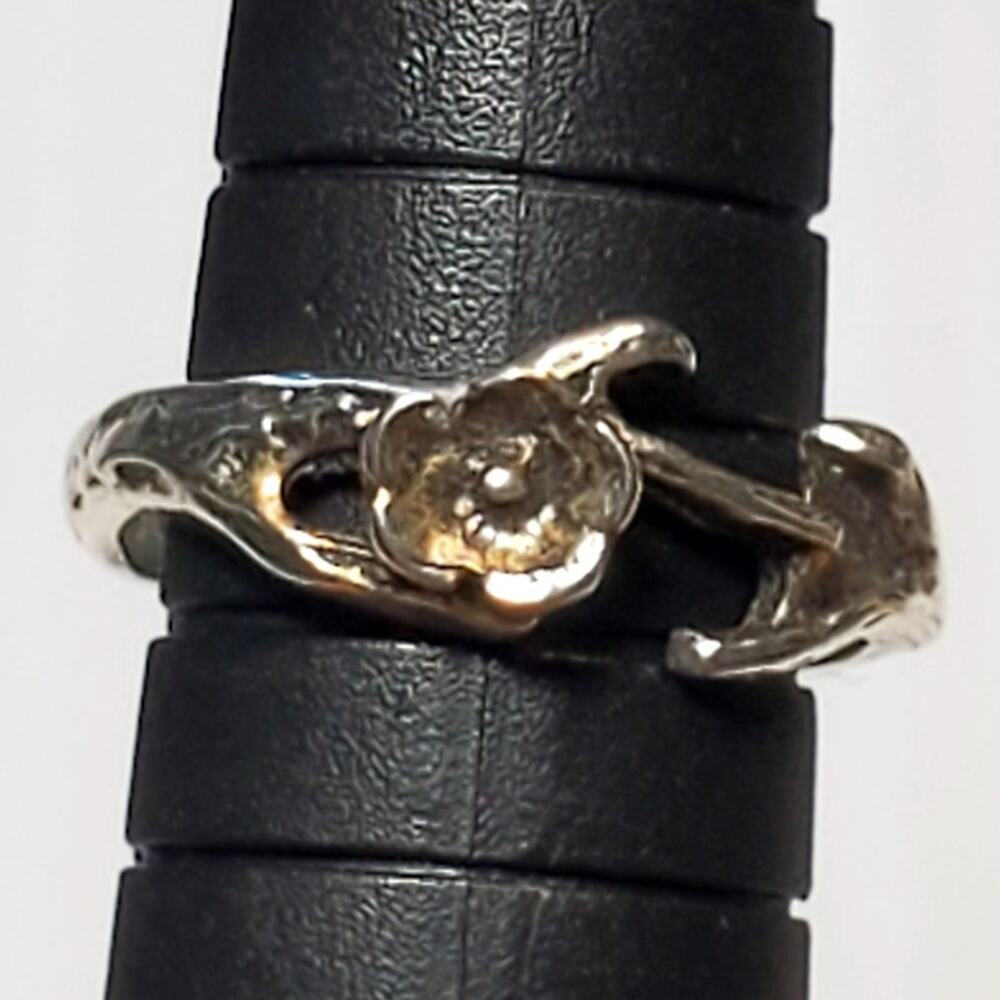 Silver Tone Flower Rose Ring Sz 4.5 Unsigned